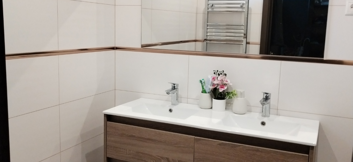 Precíz hidegburkolás – fürdőszoba, konyha, terasz